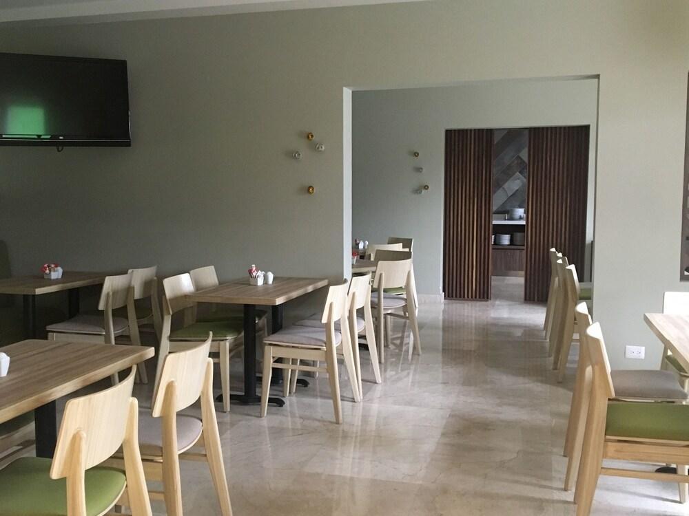 Wyndham Garden Monterrey Valle Real エクステリア 写真