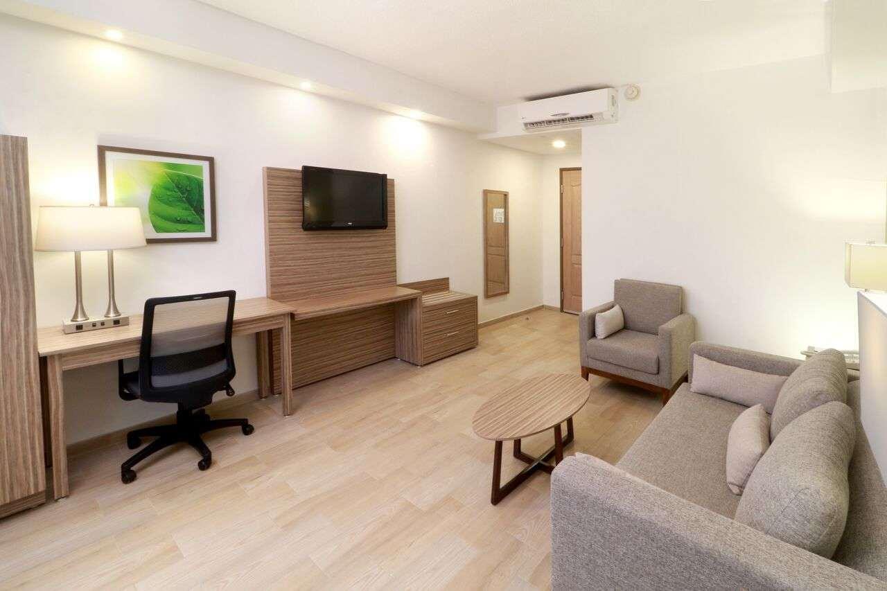 Wyndham Garden Monterrey Valle Real エクステリア 写真