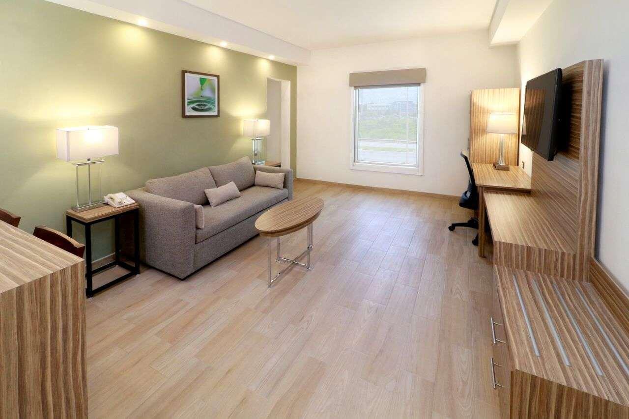 Wyndham Garden Monterrey Valle Real エクステリア 写真