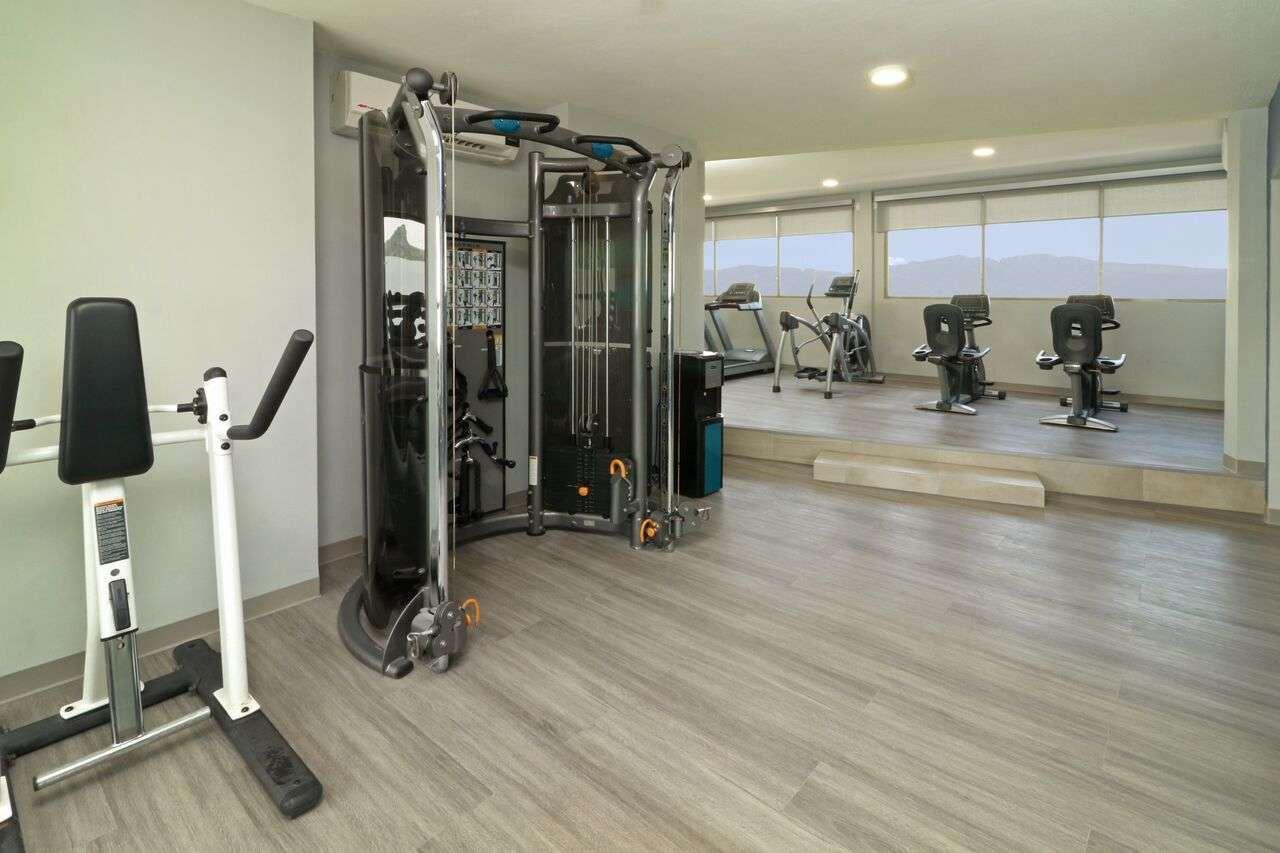 Wyndham Garden Monterrey Valle Real エクステリア 写真