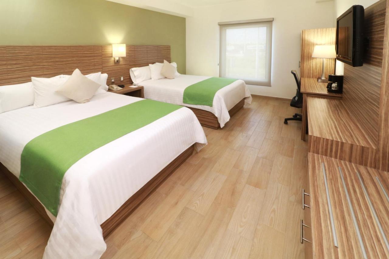 Wyndham Garden Monterrey Valle Real エクステリア 写真