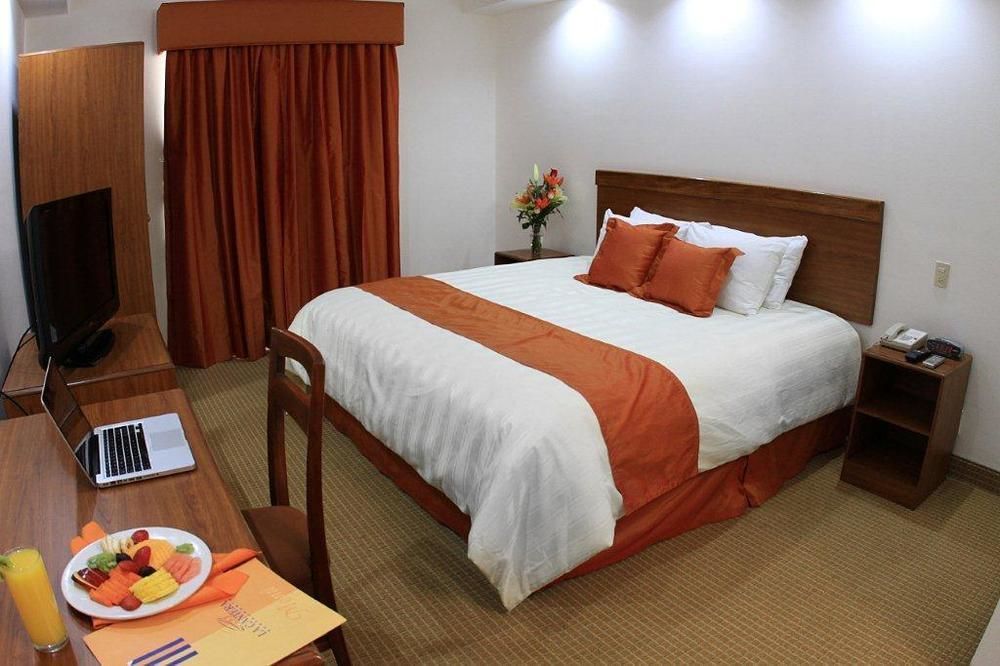 Wyndham Garden Monterrey Valle Real エクステリア 写真