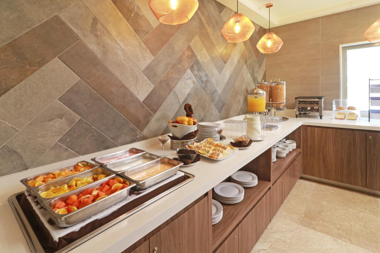 Wyndham Garden Monterrey Valle Real エクステリア 写真